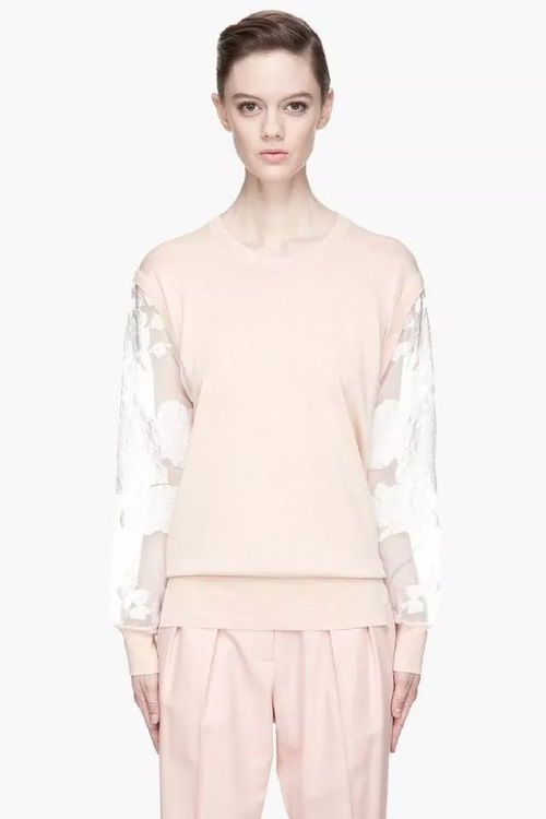 這些簡(jiǎn)潔的服裝版型,才是我想要的極簡(jiǎn)生活